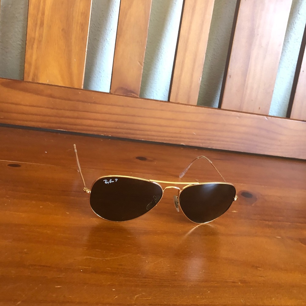 Ray Bans gold aviator sunglasses